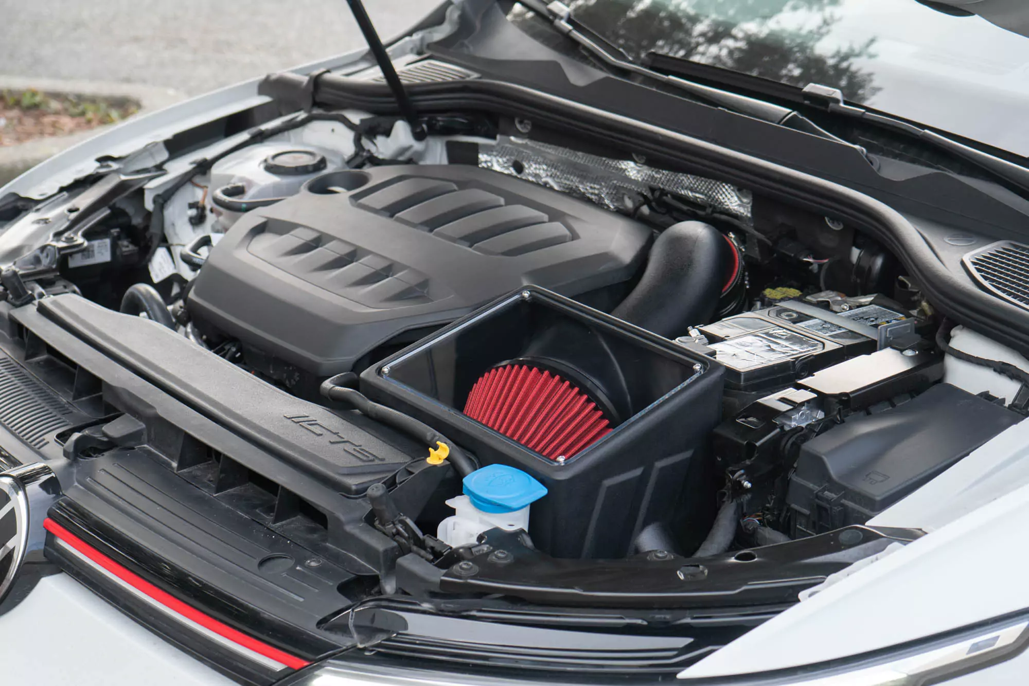 CTS Turbo MK8 VW Golf GTI High-Flow Intake EVO4 - Image 3