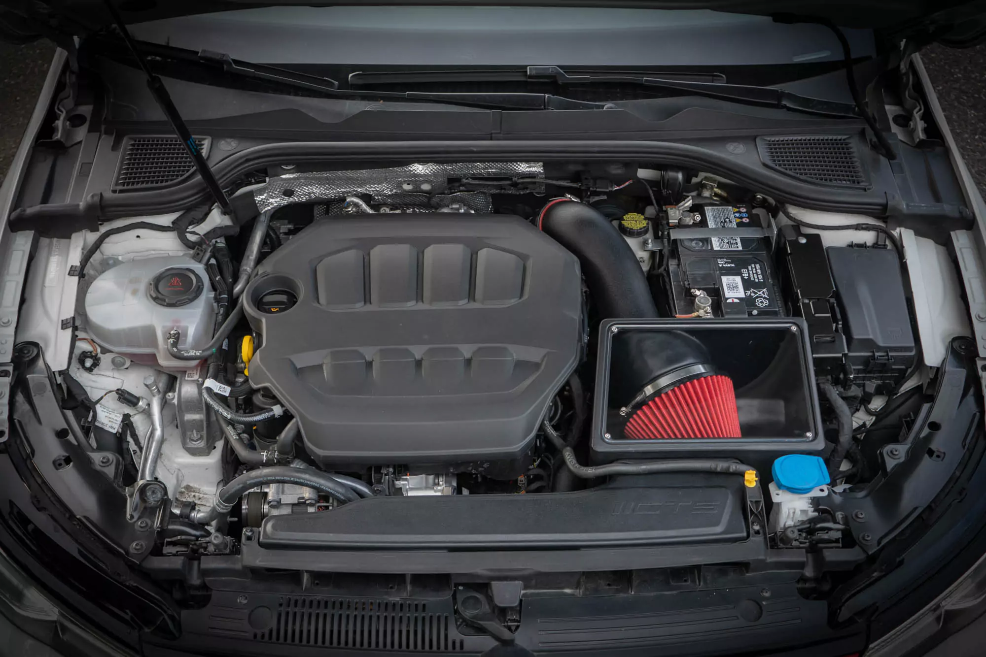 CTS Turbo MK8 VW Golf GTI High-Flow Intake EVO4 - Image 9