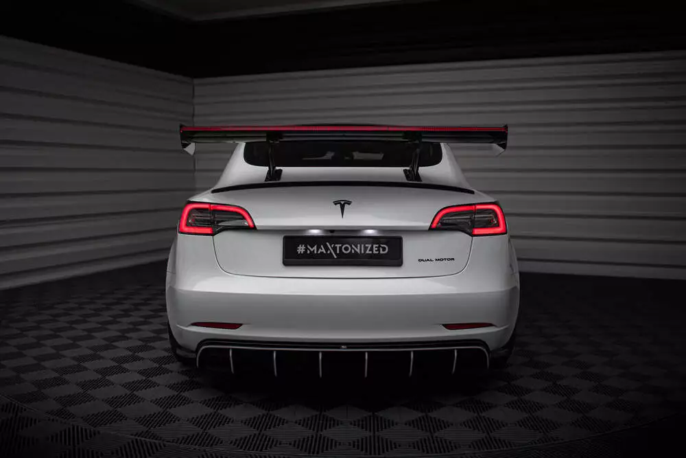 Carbon Spoiler + Led Tesla Model 3 - Image 14