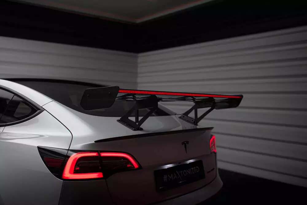Carbon Spoiler + Led Tesla Model 3 - Image 8