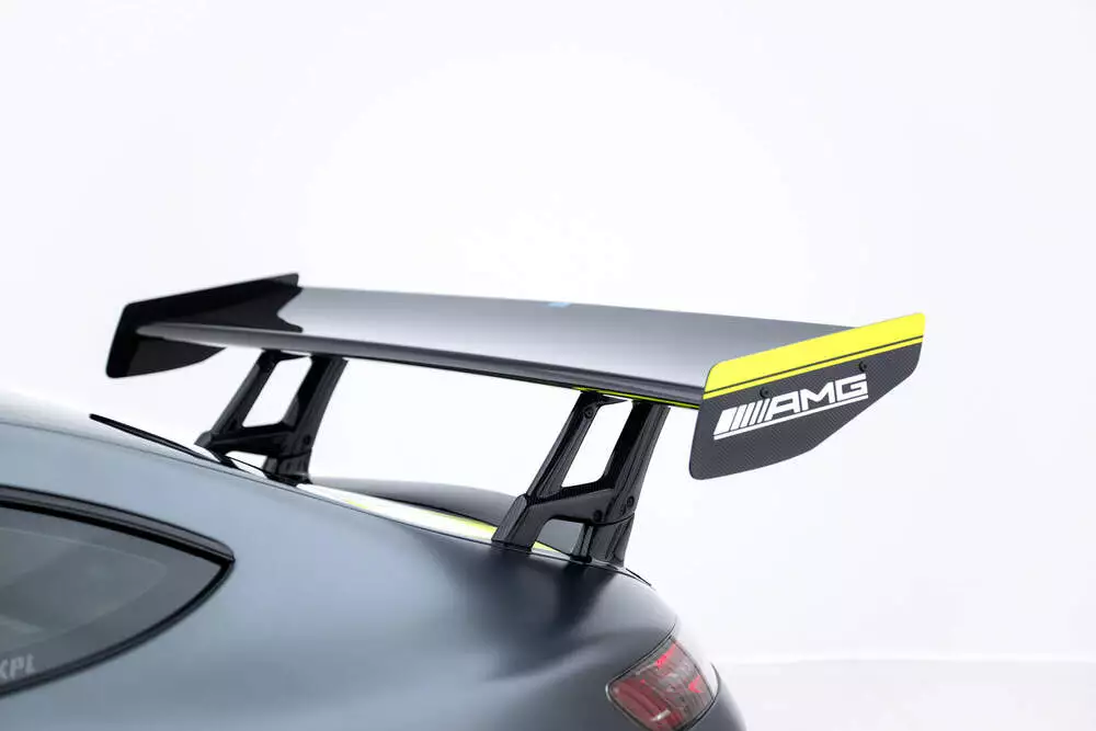 Carbon Spoiler Mercedes-amg Gtr C190 Facelift - Image 2