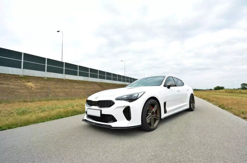 Front Splitter V.2 Kia Stinger Gt / Gt-line / Standard Mk1 - Image 2