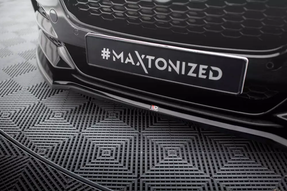 Front Splitter V.1 Jaguar Xe X760 Facelift - Image 3