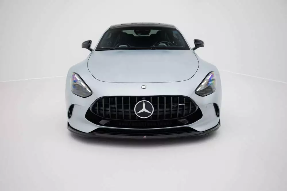 Front Splitter V.1 Mercedes-amg Gt 63 / 55 / 63 S E Performance C192 - Image 2