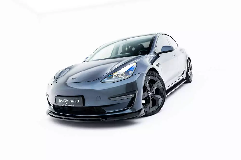 Front Splitter V.3 Tesla Model 3 - Image 3
