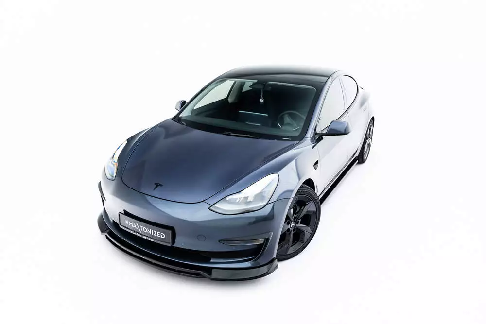 Front Splitter V.3 Tesla Model 3 - Image 6