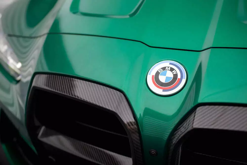 Prepreg Carbon Fiber Front Grill Bmw M4 G82 / M3 G80 - Image 9