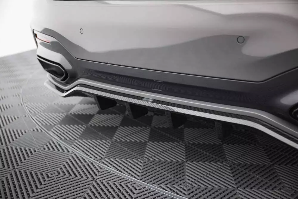Prepreg Carbon Fiber Rear Splitter Bmw 7 M-pack G11 / G12 Facelift - Image 4