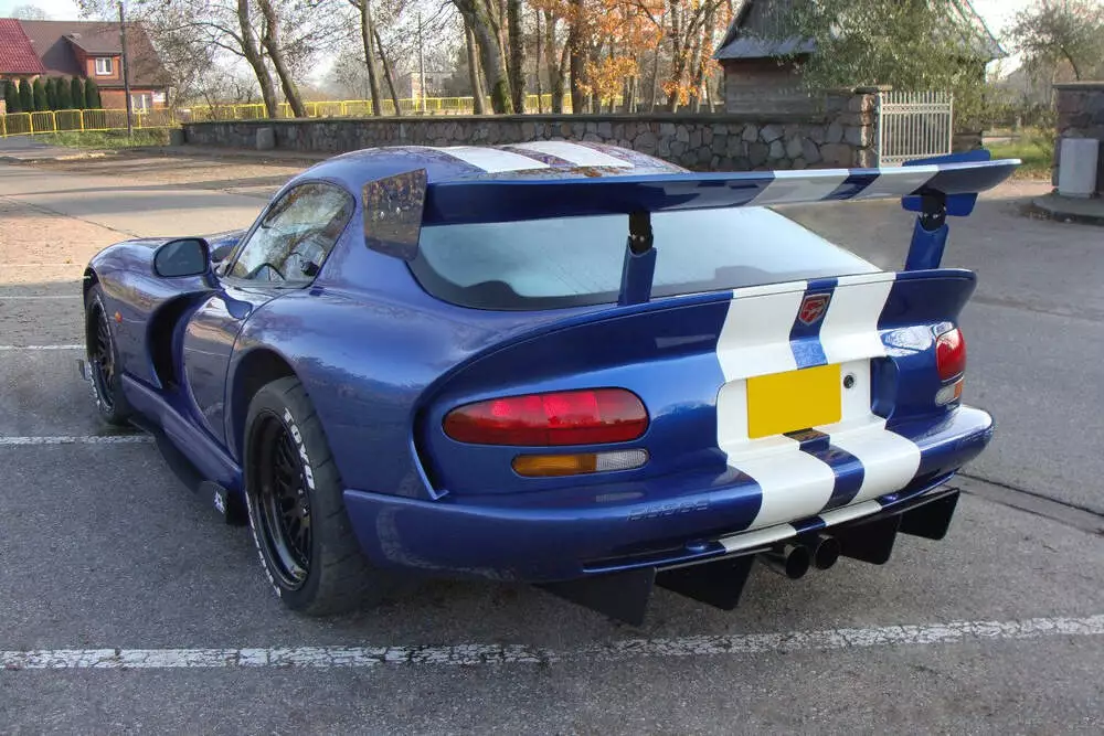 Rear Diffuser Dodge Viper Gts - Image 2