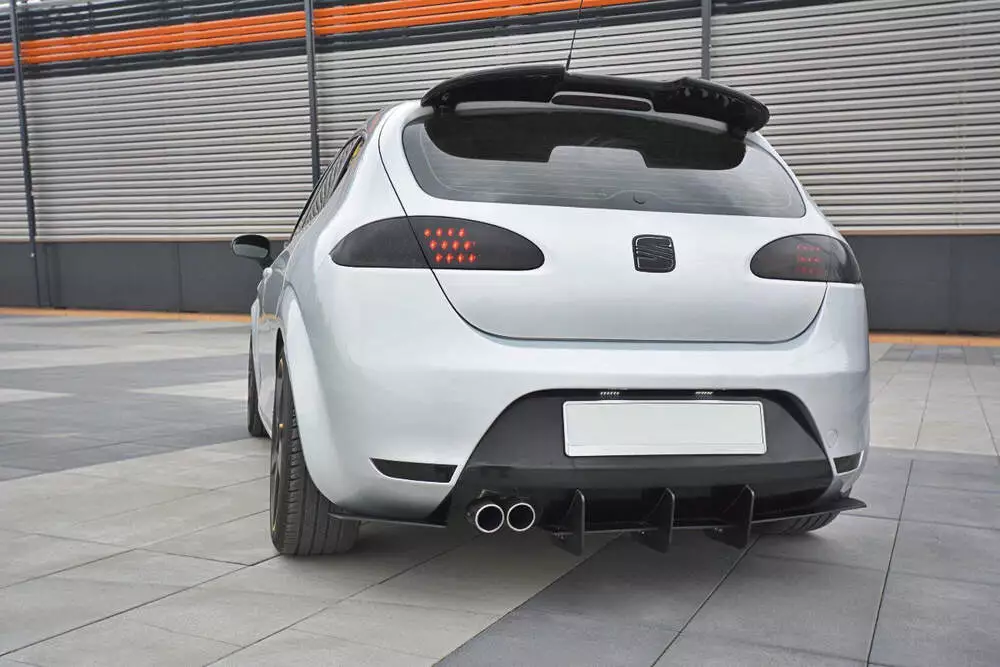 Rear Diffuser V.2 Seat Leon Mk2 Cupra/ Fr - Image 2