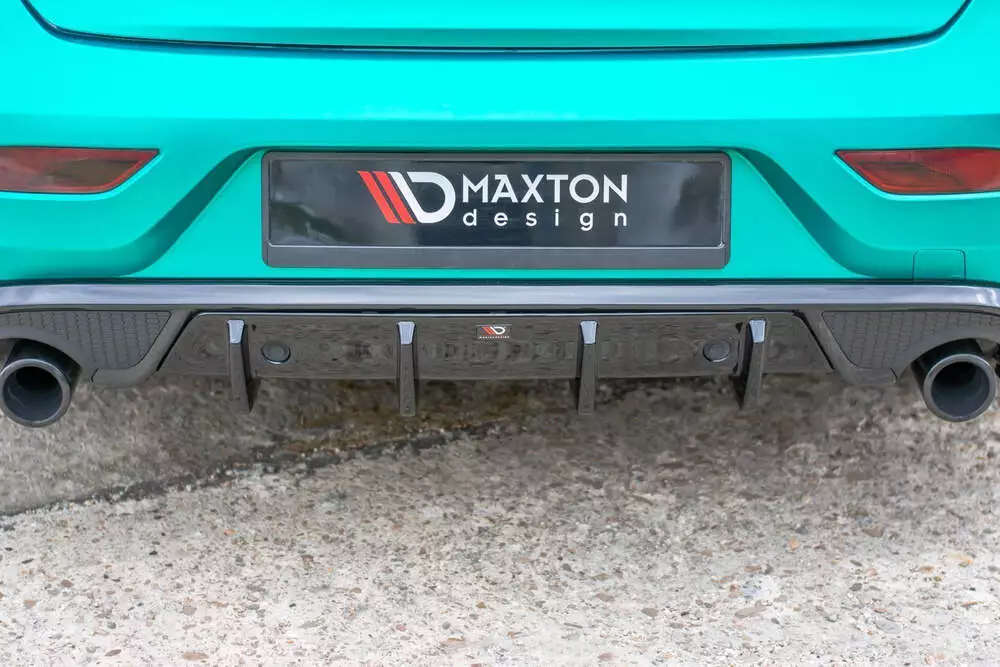 Rear Valance Volvo V40 R-design - Image 2