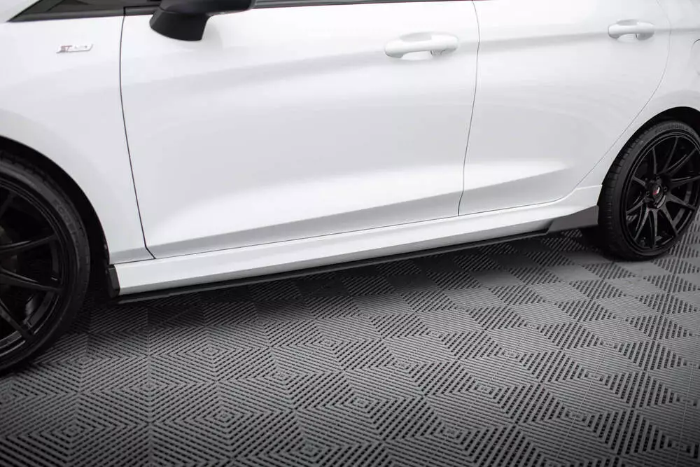 Racing Side Skirts Diffusers V.1 Ford Fiesta Mk8 St / St-line - Image 2