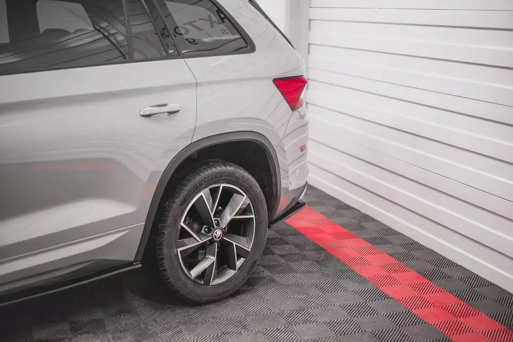 Rear Side Splitters Skoda Kodiaq Sportline Mk1 / Mk1 Facelift - Image 3
