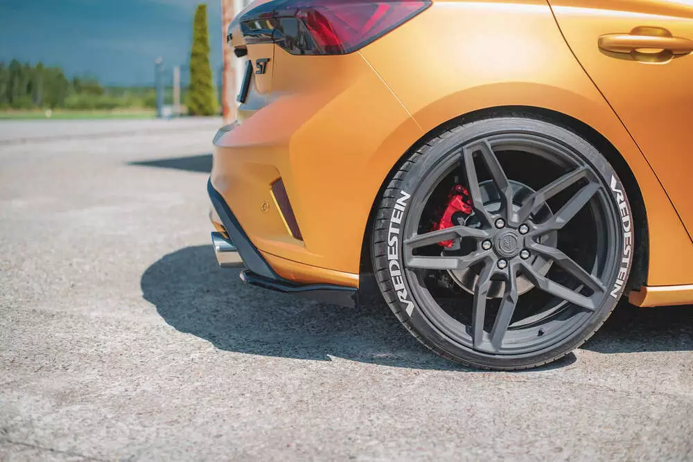 Rear Side Splitters V.2 Ford Focus Hatchback St Mk4 - Image 7