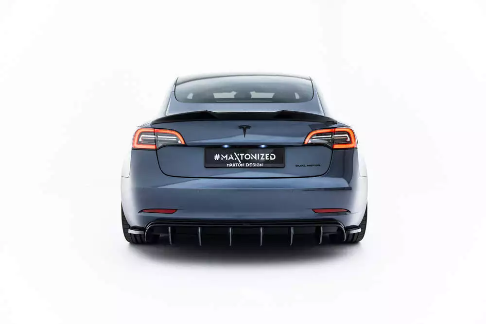 Rear Side Splitters V.2 Tesla Model 3 - Image 2