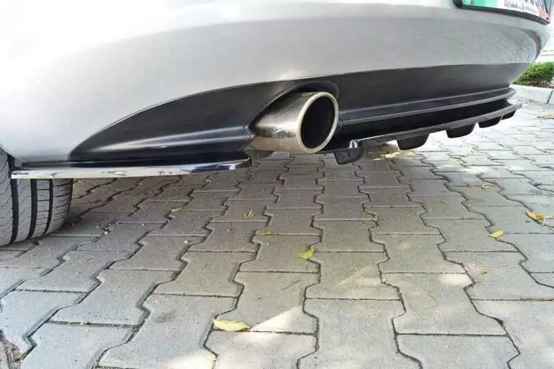 Rear Splitter Alfa Romeo 159 (With Vertical Bars)