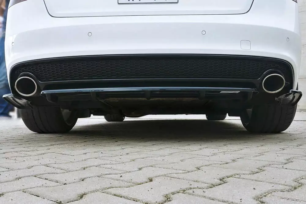 Rear Splitter Audi A5 S-line Facelift (With A Vertical Bar)