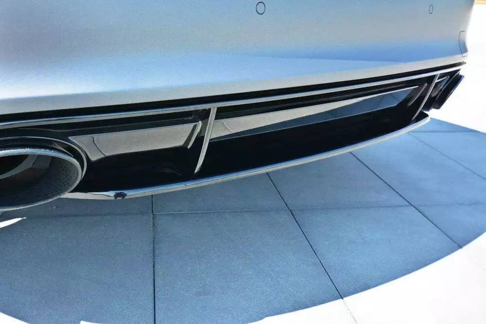 Rear Splitter Audi Rs7 C7 - Image 2