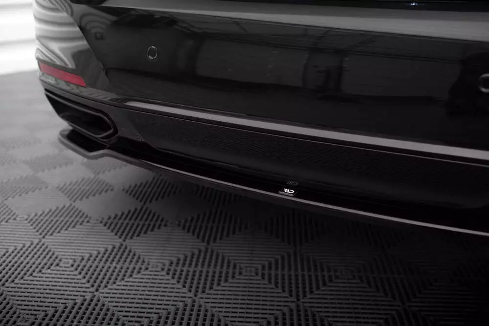 Rear Splitter Bmw 7 G11 / G12 Facelift - Image 3