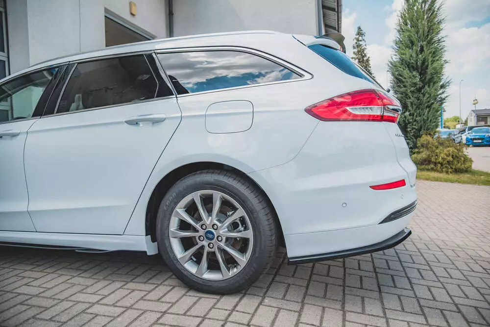 Rear Splitter Ford Mondeo Estate Platinium Mk5 Facelift - Image 3