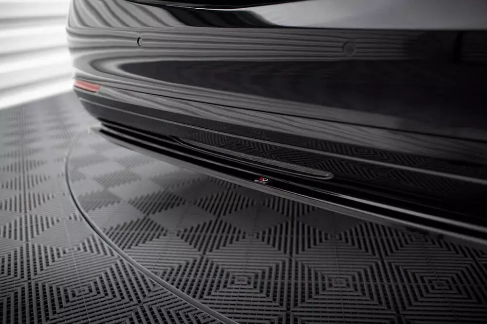 Rear Splitter V.2 Mercedes-benz S W222 - Image 2