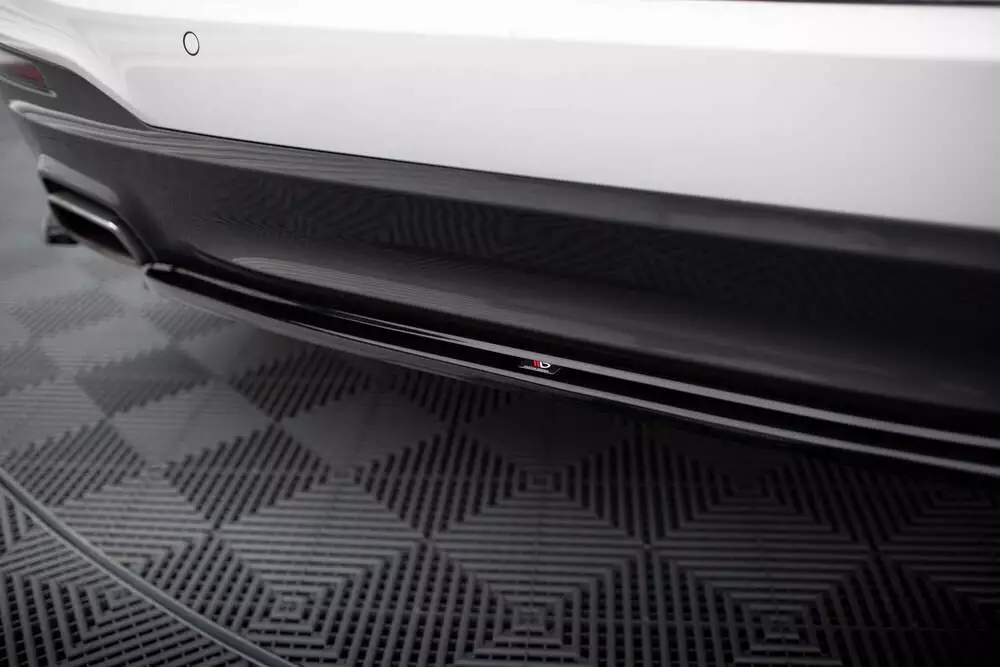 Rear Splitter For Bmw 5 G30/ G31 M-pack - Image 3