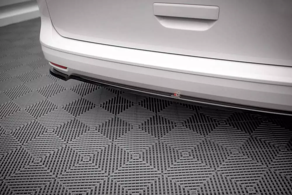 Rear Splitter For Volkswagen Caddy Mk5 / Ford Transit Connect Mk3 - Image 2