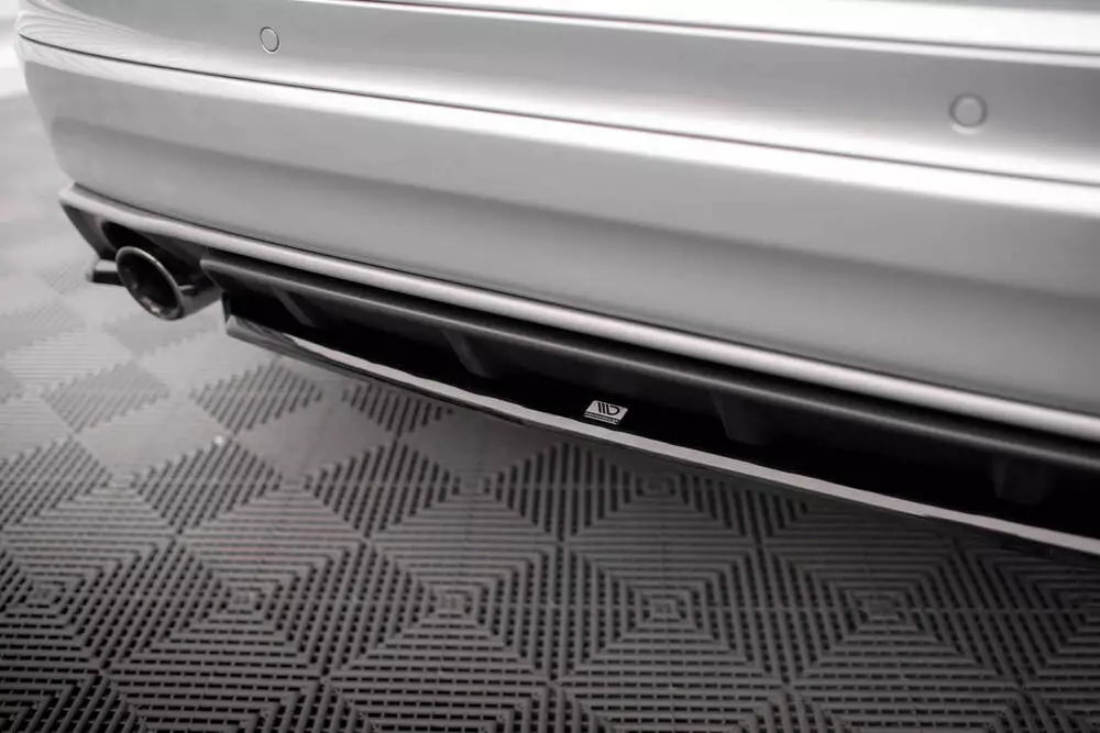 Rear Splitter For Volvo Xc60 R-design Mk1 Facelift - Image 3