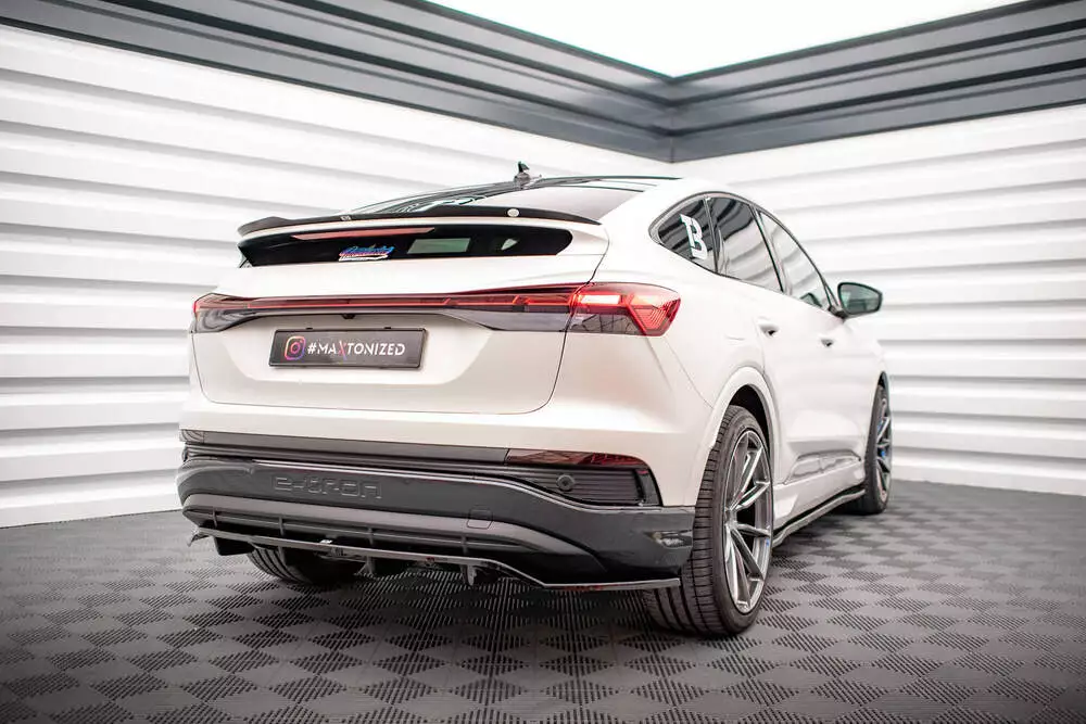 Rear Splitter (With Vertical Bars) Audi Q4 E-tron Sportback S-line Mk1 - Image 2