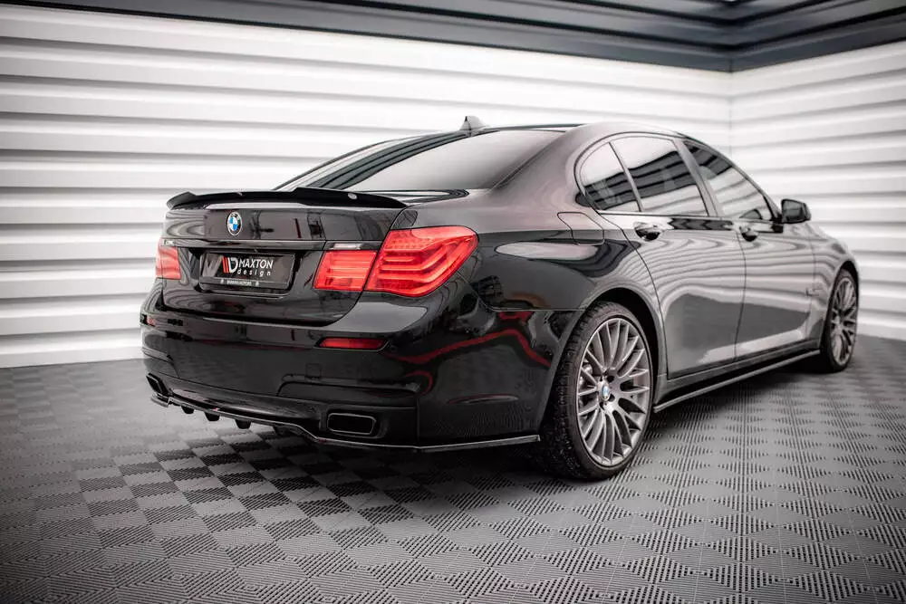 Rear Splitter (With Vertical Bars) Bmw 7 M-pack F01 - Image 3