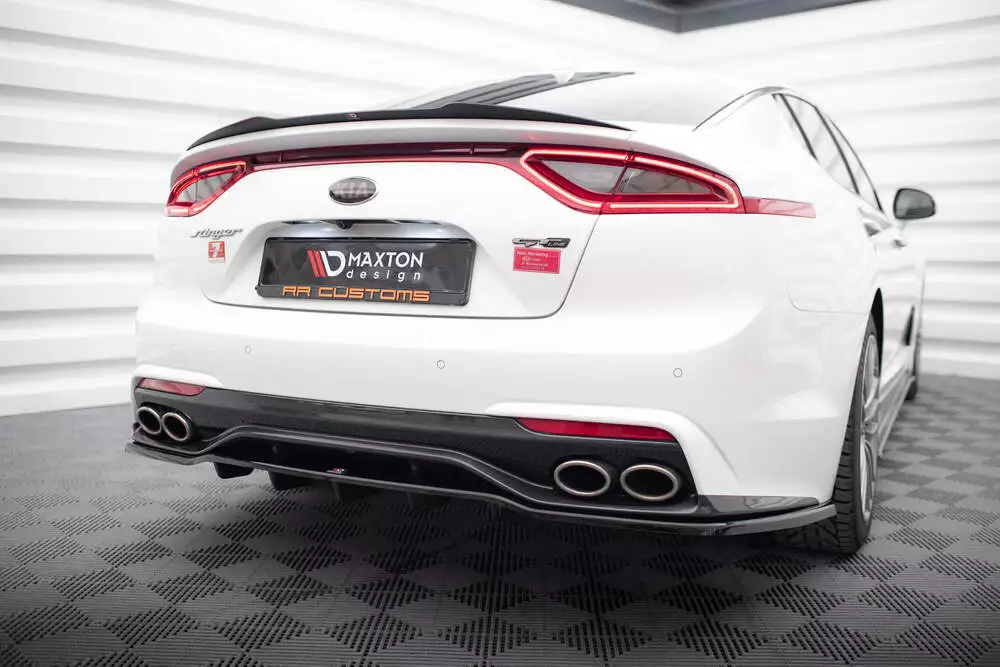 Rear Splitter (With Vertical Bars) Kia Stinger Mk1