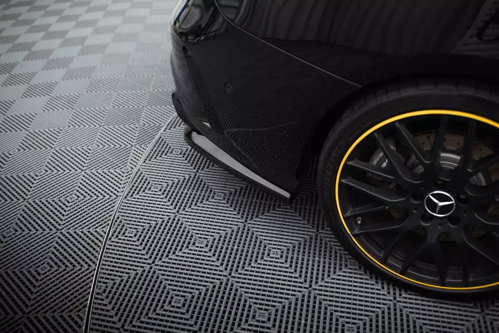 Rear Splitter (With Vertical Bars) Mercedes-amg Cla 45 C117 Facelift - Image 4