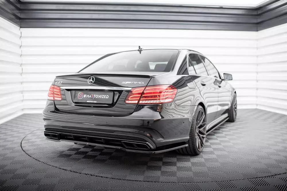 Rear Splitter (With Vertical Bars) Mercedes-benz E63 Amg Sedan W212 Facelift - Image 2