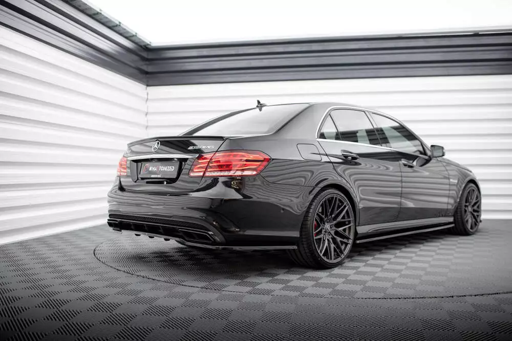 Rear Splitter (With Vertical Bars) Mercedes-benz E63 Amg Sedan W212 Facelift - Image 5