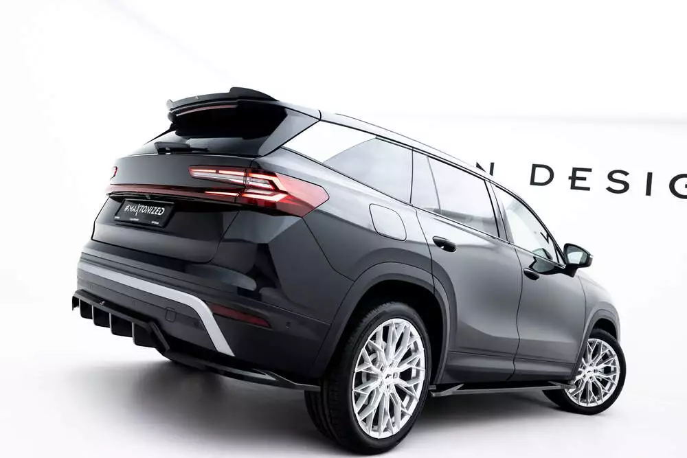 Rear Splitter (With Vertical Bars) Skoda Kodiaq Mk2 - Image 3