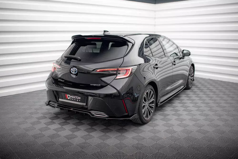 Rear Splitter (With Vertical Bars) Toyota Corolla Hatchback Mk12 - Image 3
