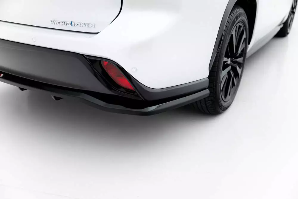 Rear Splitter (With Vertical Bars) Toyota Highlander Mk4 - Image 4