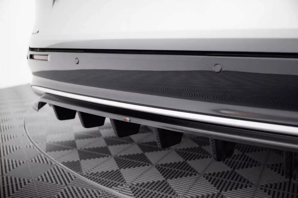 Rear Splitter (With Vertical Bars) Toyota Sienna Mk4 - Image 3