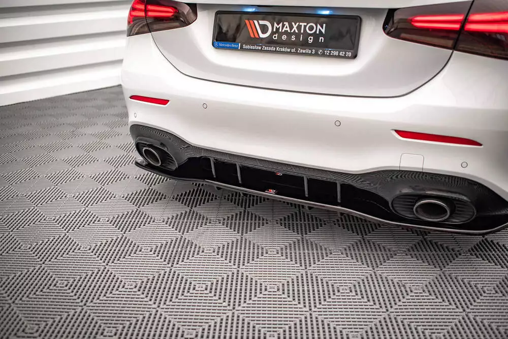 Rear Splitter (With Vertical Bars) V.1 Mercedes A 35 Amg Sedan V177