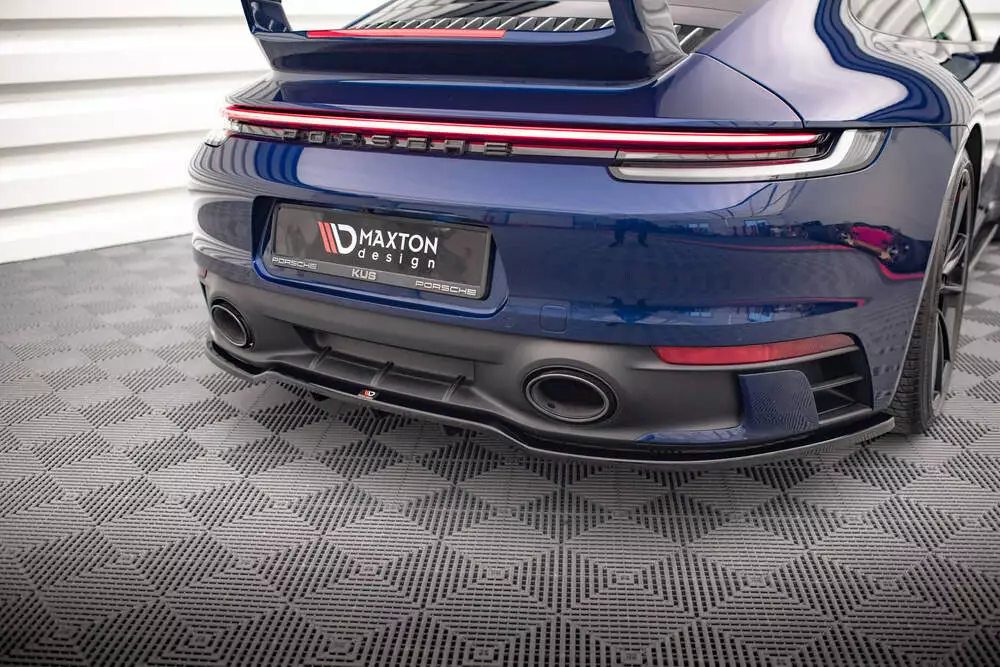 Rear Splitter (With Vertical Bars) V.1 Porsche 911 Carrera Aero / Carrera Gts 992