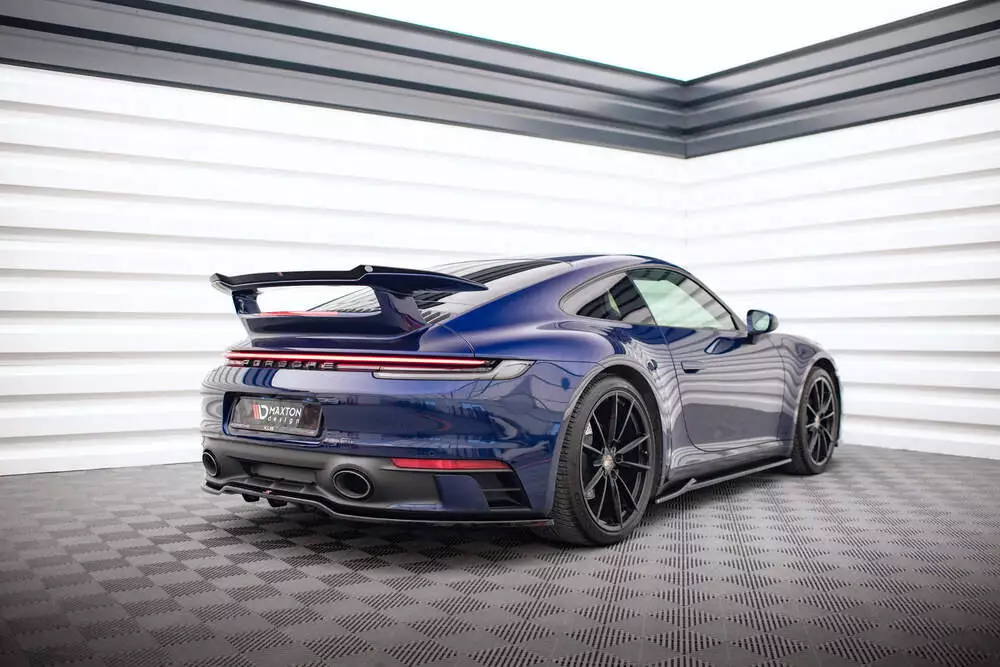 Rear Splitter (With Vertical Bars) V.1 Porsche 911 Carrera Aero / Carrera Gts 992 - Image 3