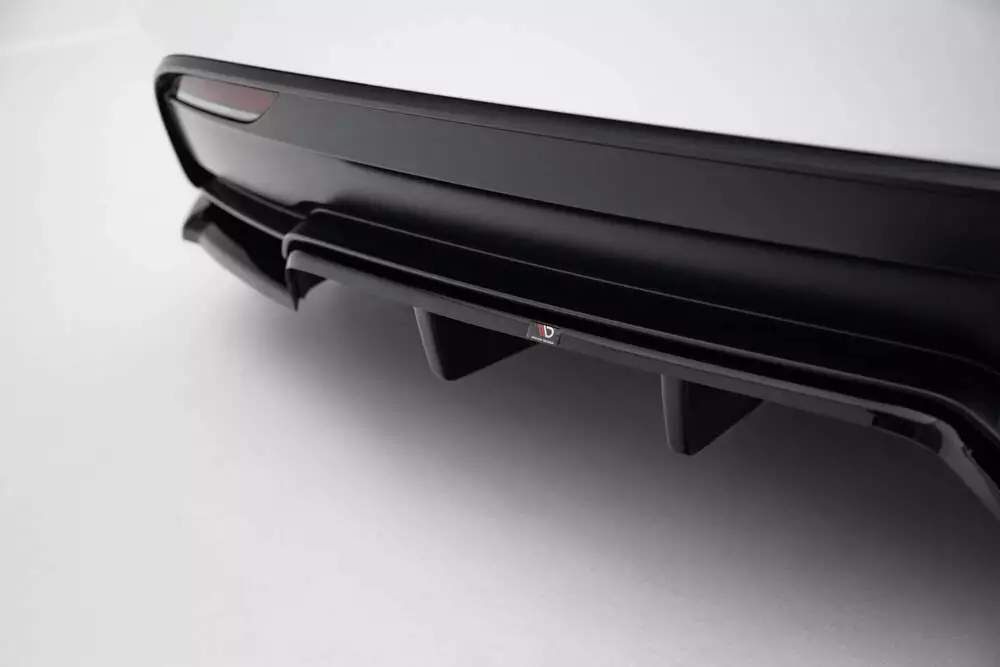 Rear Splitter (With Vertical Bars) V.1 Tesla Model 3 Performance Mk1 Facelift - Image 2