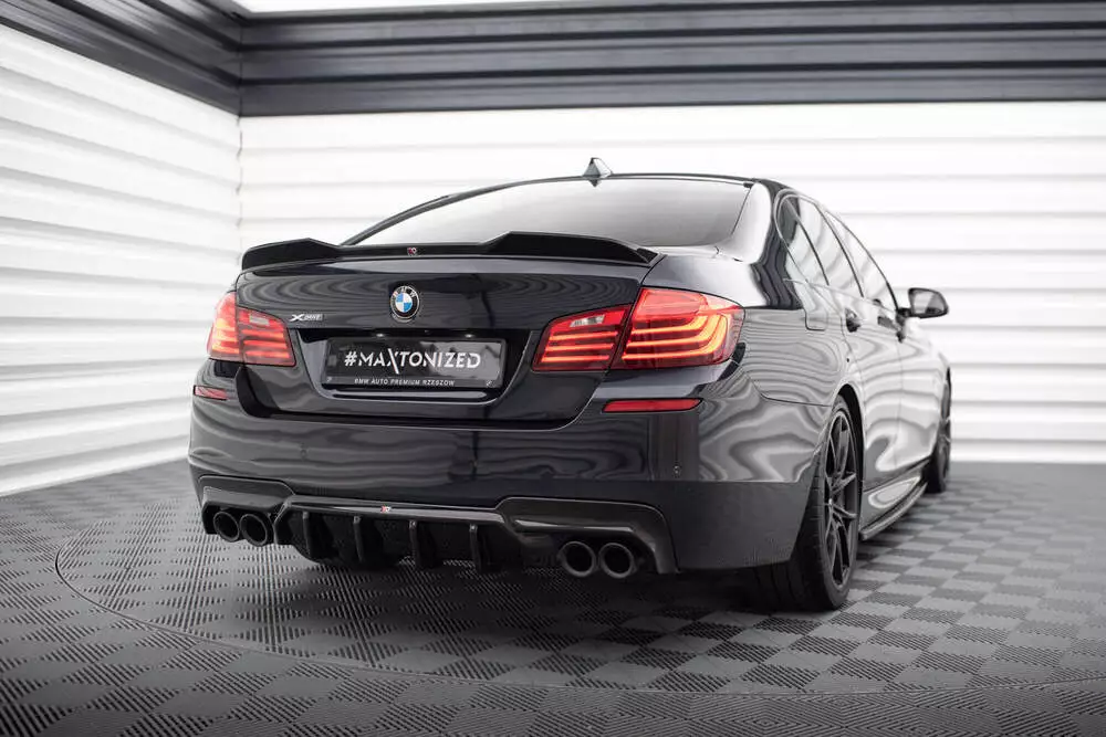 Rear Valance V.2 Bmw 5 M-pack F10 / F11 (Version With Two Double Exhausts)