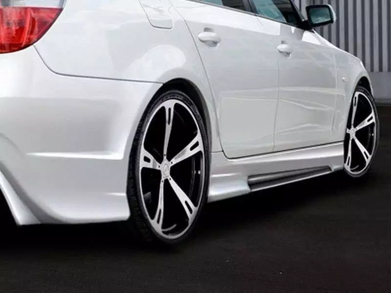 Side Skirts Bmw 5 E60 / E61 < Generation V >