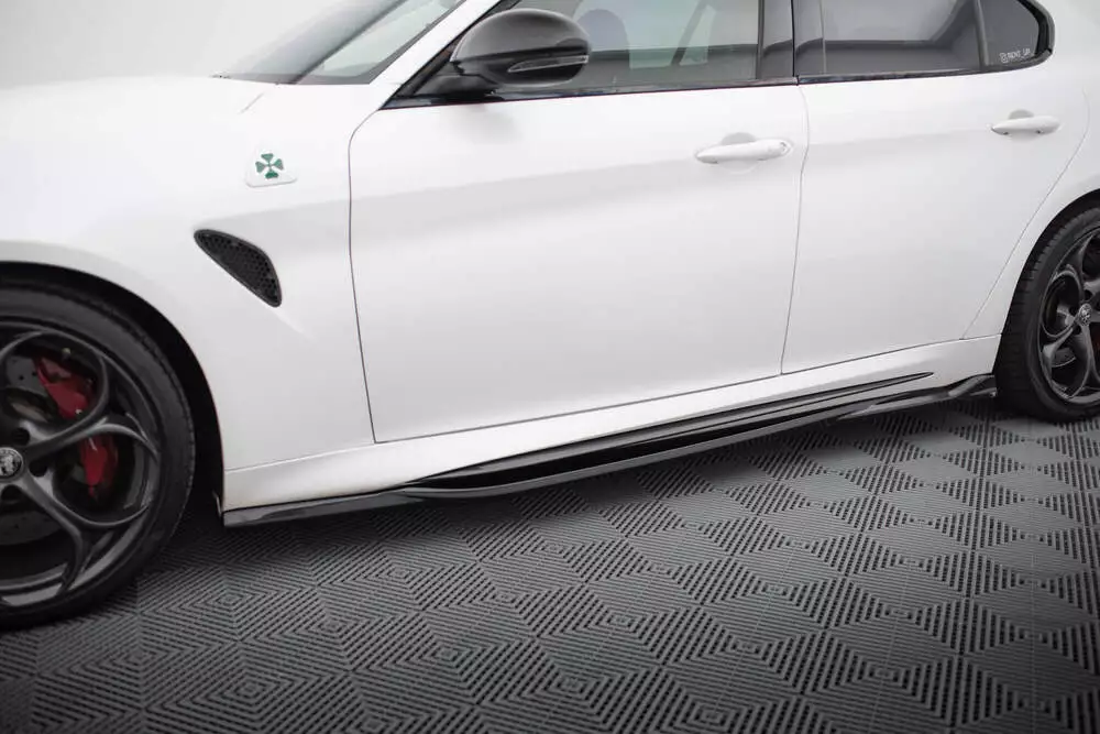 Set Of Splitters Alfa Romeo Giulia Quadrifoglio - Image 5