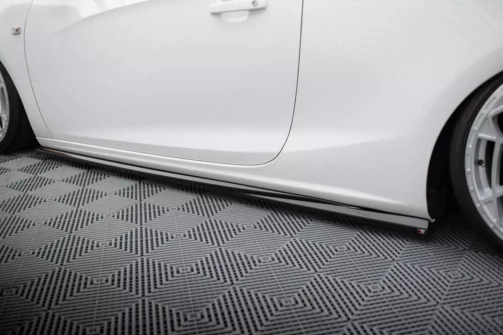 Set Of Splitters Opel Cascada - Image 6