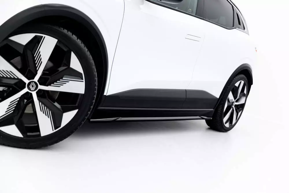 Set Of Splitters Renault Megane E-tech Electric Mk1 - Image 7