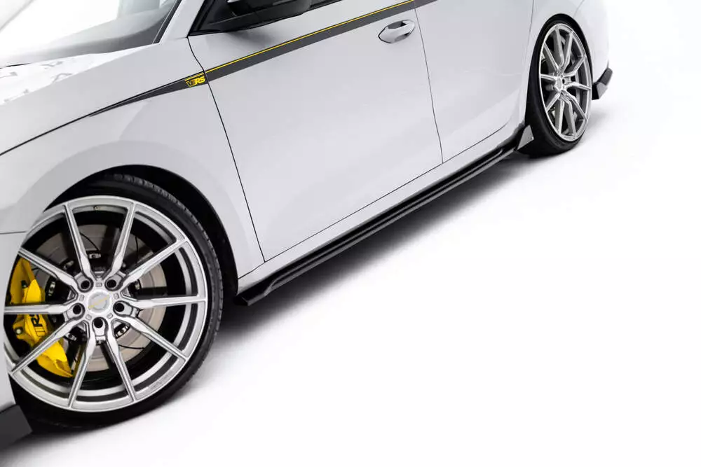Set Of Splitters V.2 Skoda Octavia Rs Combi Mk4 - Image 7