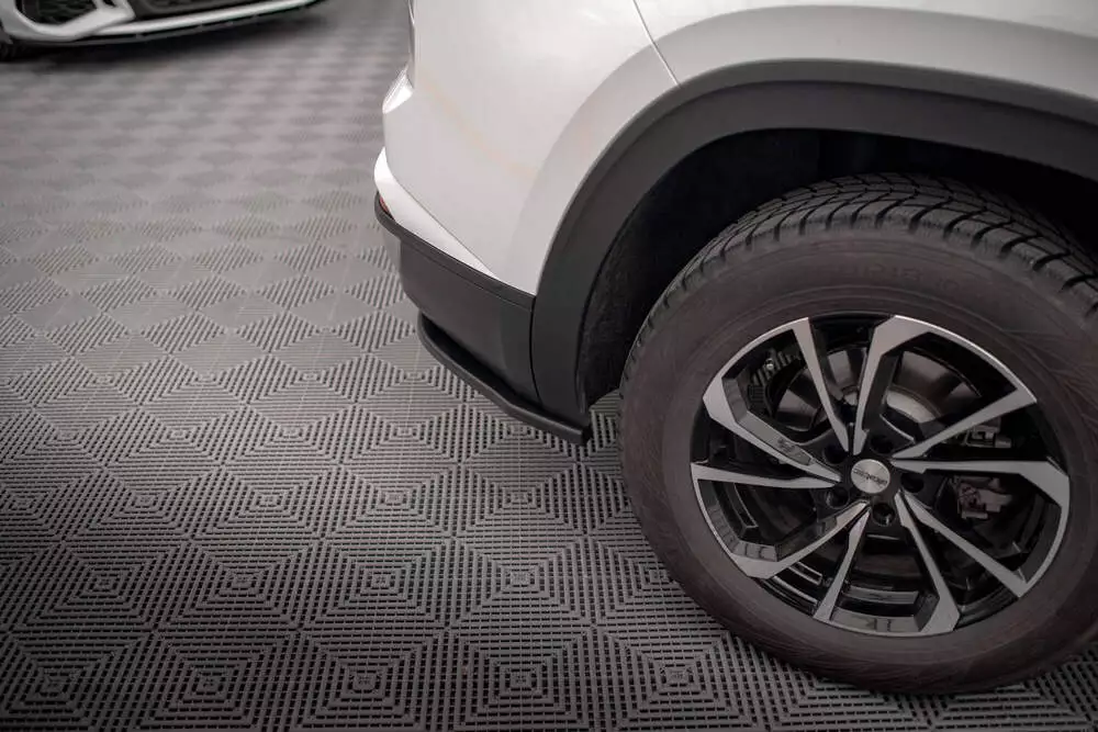 Set Of Splitters Volkswagen Atlas Cross Sport - Image 9