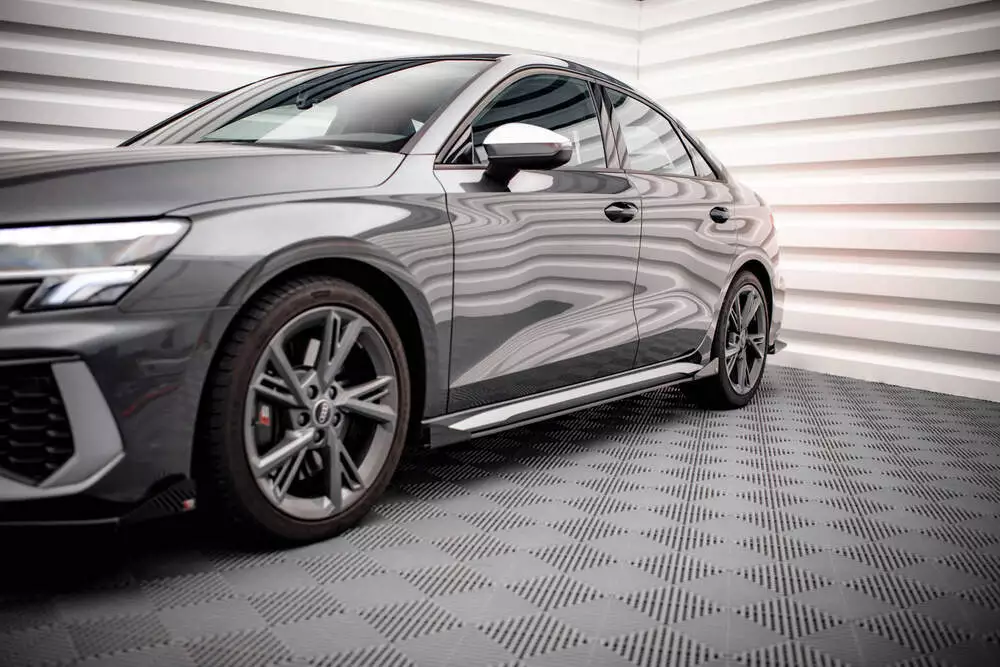 Side Flaps Audi S3 / A3 S-line 8y / 8y Facelift - Image 2